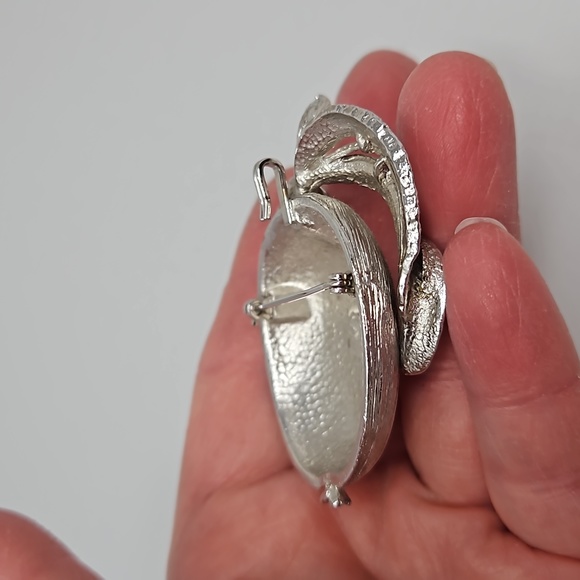 Vintage Sarah Coventry Apple Brooch Silver Tone Adam's Delight Signed - Picture 10 of 13